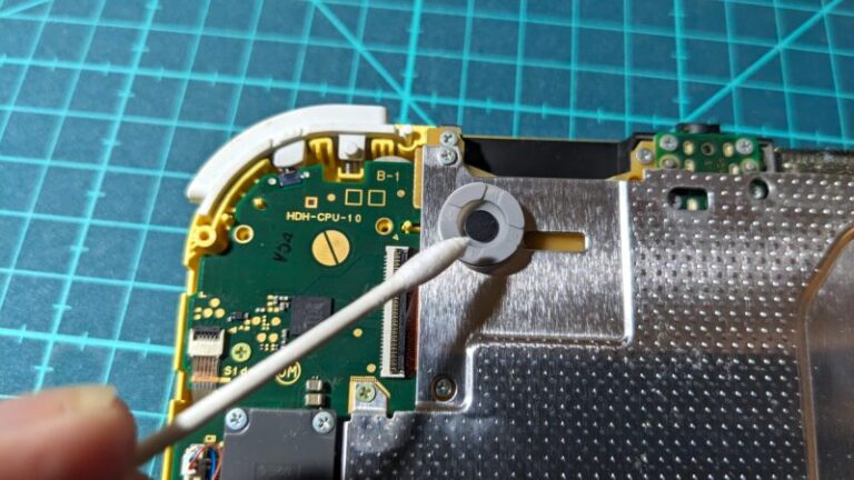 Switch Lite R Button Spring Location 【修理解説】Nintendo Switch LiteのRボタン(Lボタン)が反応しないので分解修理してみた【ついでにZL,ZRも】 | 英二六ブログ